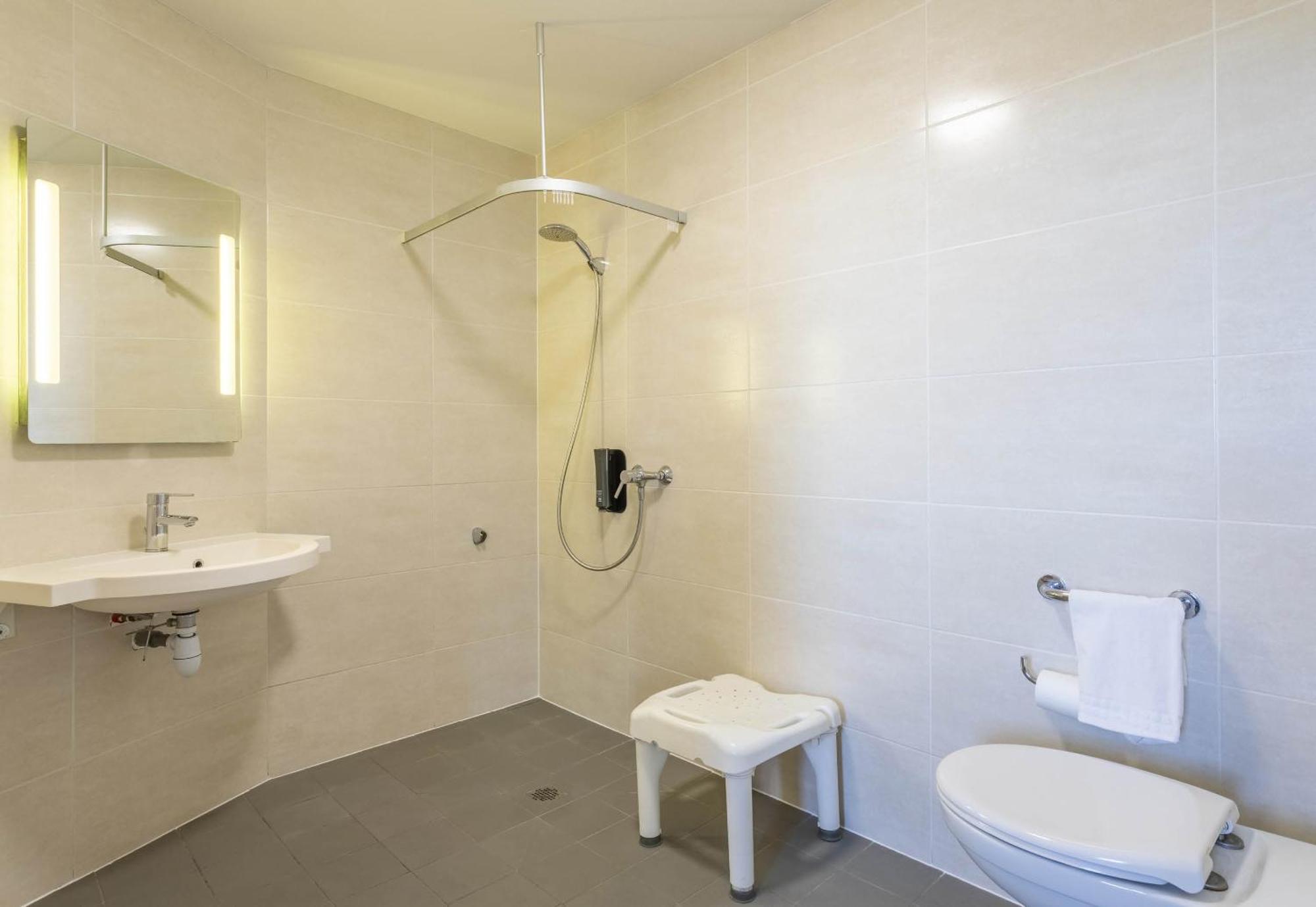 B&B Hotel Marseille Les Ports Dış mekan fotoğraf